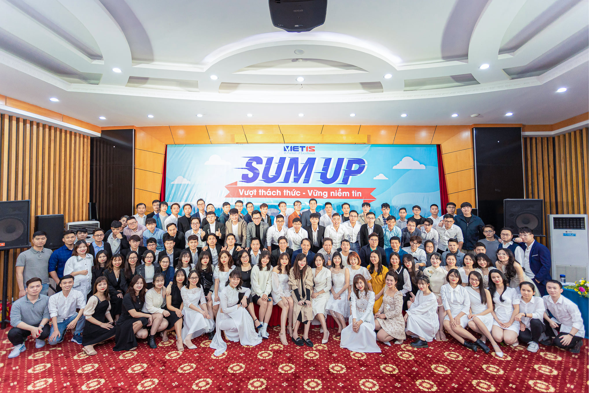 Tiệc Tổng Kết Năm 2020 Và Tri Ân Khách Hàng