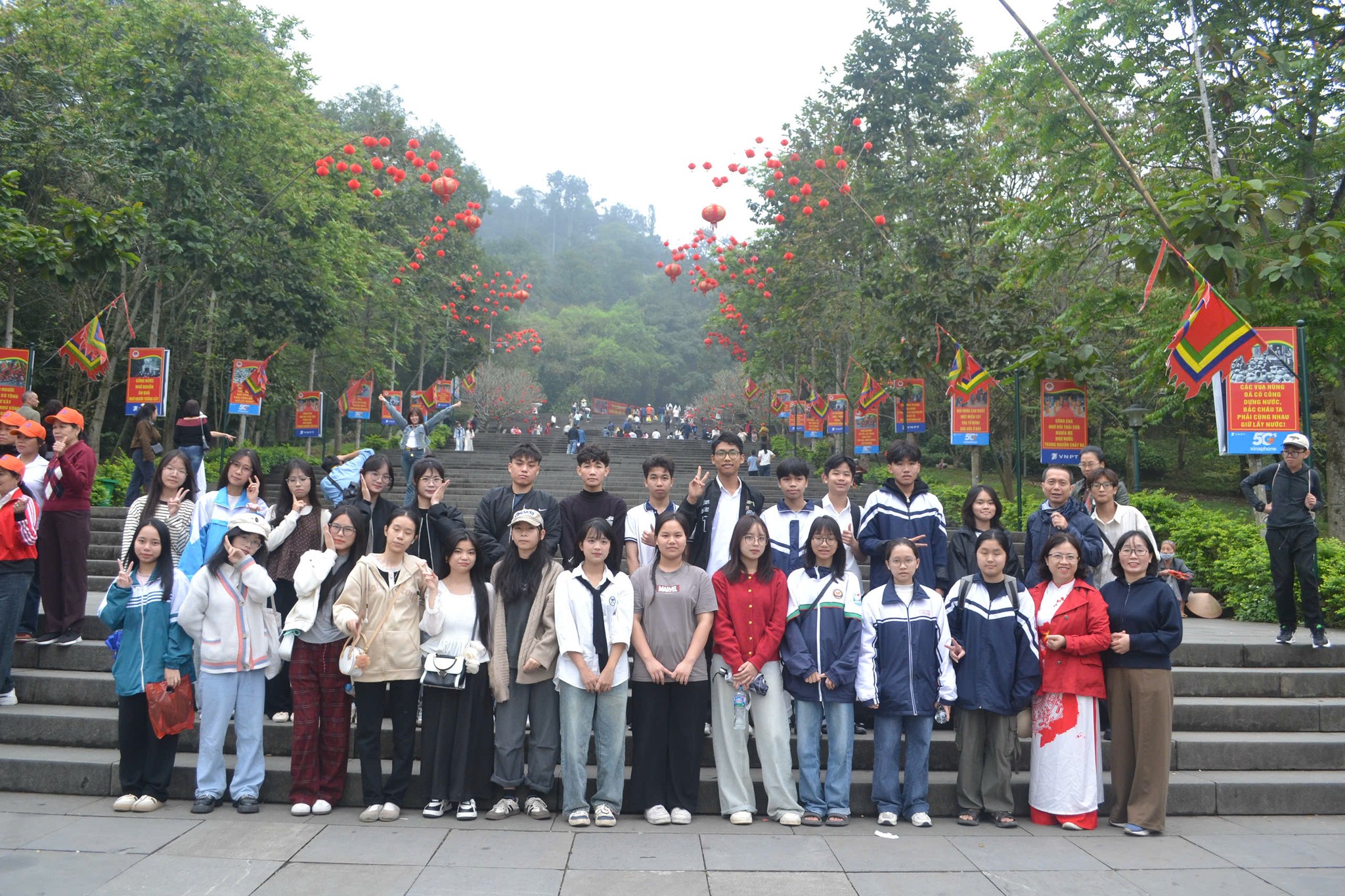 VIETIS SPONSORED FOR THE HANOI CHILDREN SUPPORT FUND