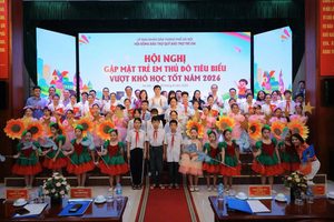 VietIS、ハノイ市児童保護基金と共に困難を乗り越える子どもたちの通学を支援
